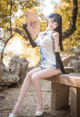书记从她乳罩摸进去了视频