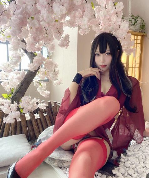张若昀
